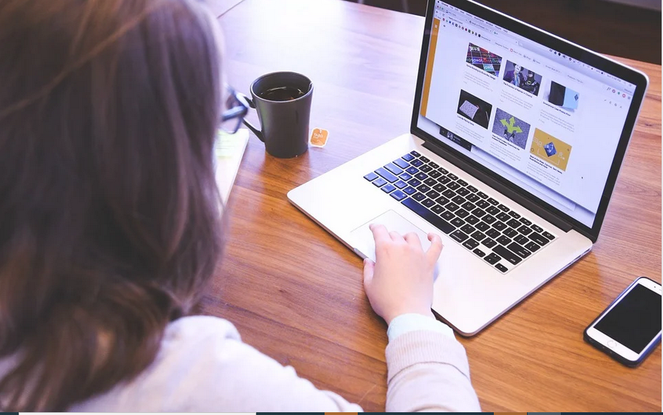 a lady browsing website